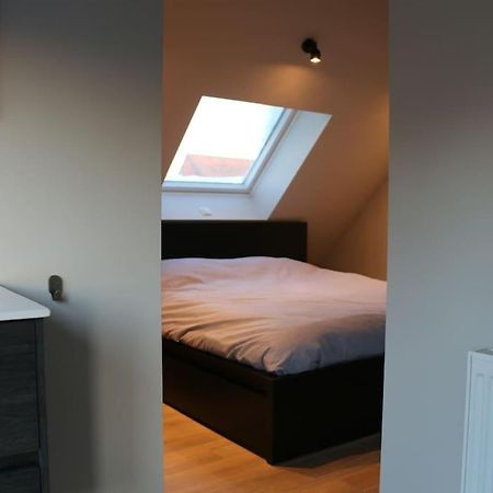 Momaison Charmant Landelijk Appartement Knesselare Exteriör bild