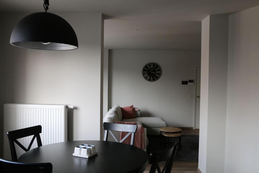 Momaison Charmant Landelijk Appartement Knesselare Exteriör bild